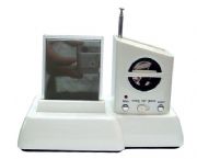 時鐘筆筒收音機(jī)