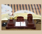 2013新款紅木臺歷