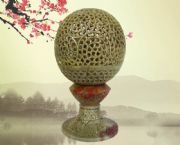 青田石雕刻時來運轉(zhuǎn)蓮花擺件